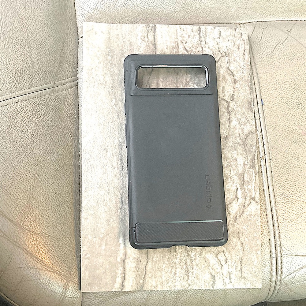 Pixel 7 Phone Case by Spigen